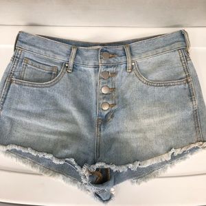Bullhead high rise short shorts